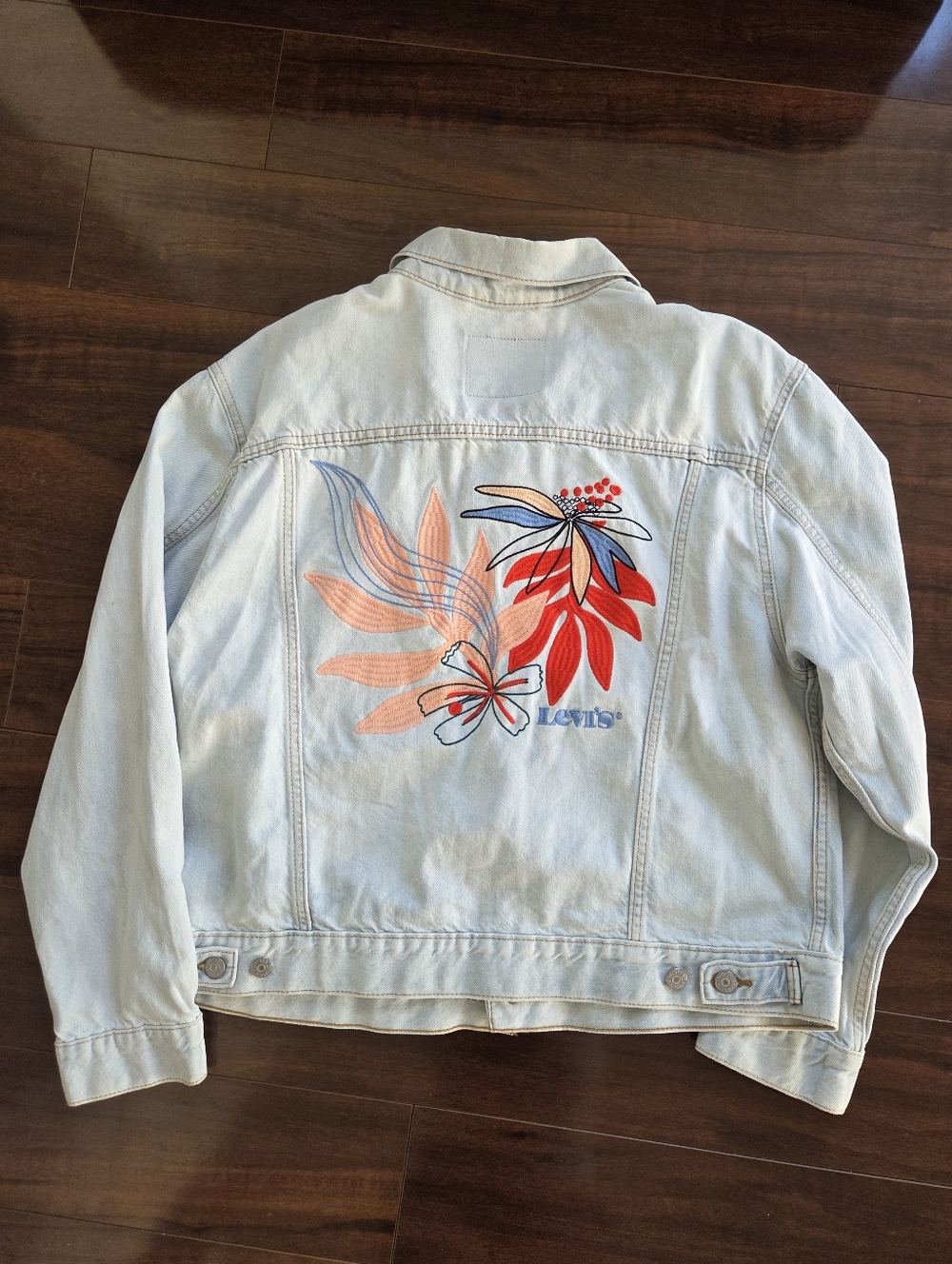 Levi's Light Blue Denim Jacket with Red & Coral Floral Embroidery XL